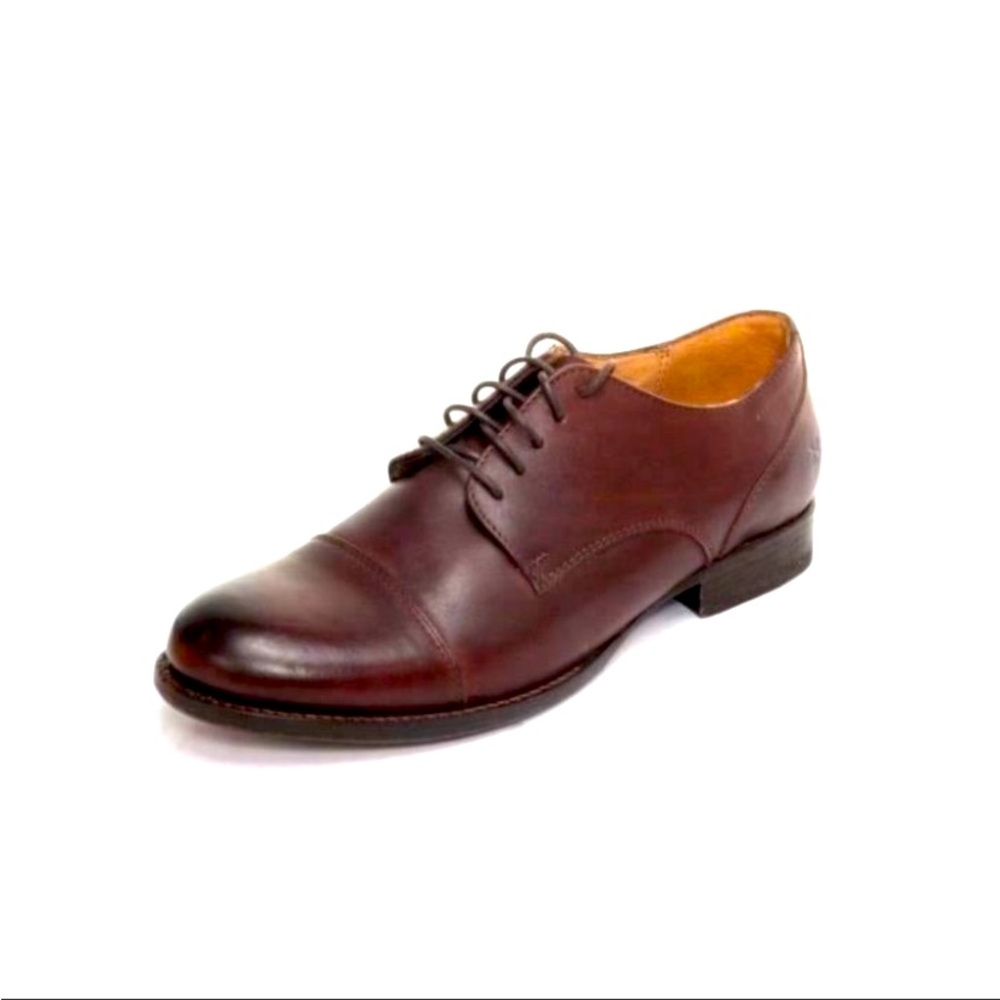 Women’s Frye Erin Oxford lace up shoes. Excellent condition, Size 8.5.